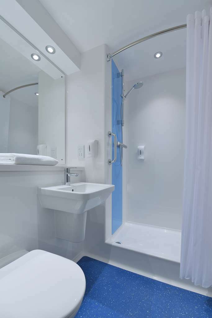 Travelodge London Docklands Room photo
